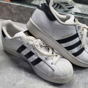 Adidas superstar shoes